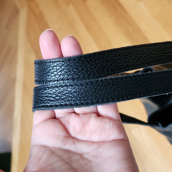 Cuyana Classic Tote - Picture 8 of 15